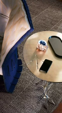 Traccia Table 10 Traccia Table -Furniture & Decoration Shop 01 hero w50 tavolini tavolini mobile