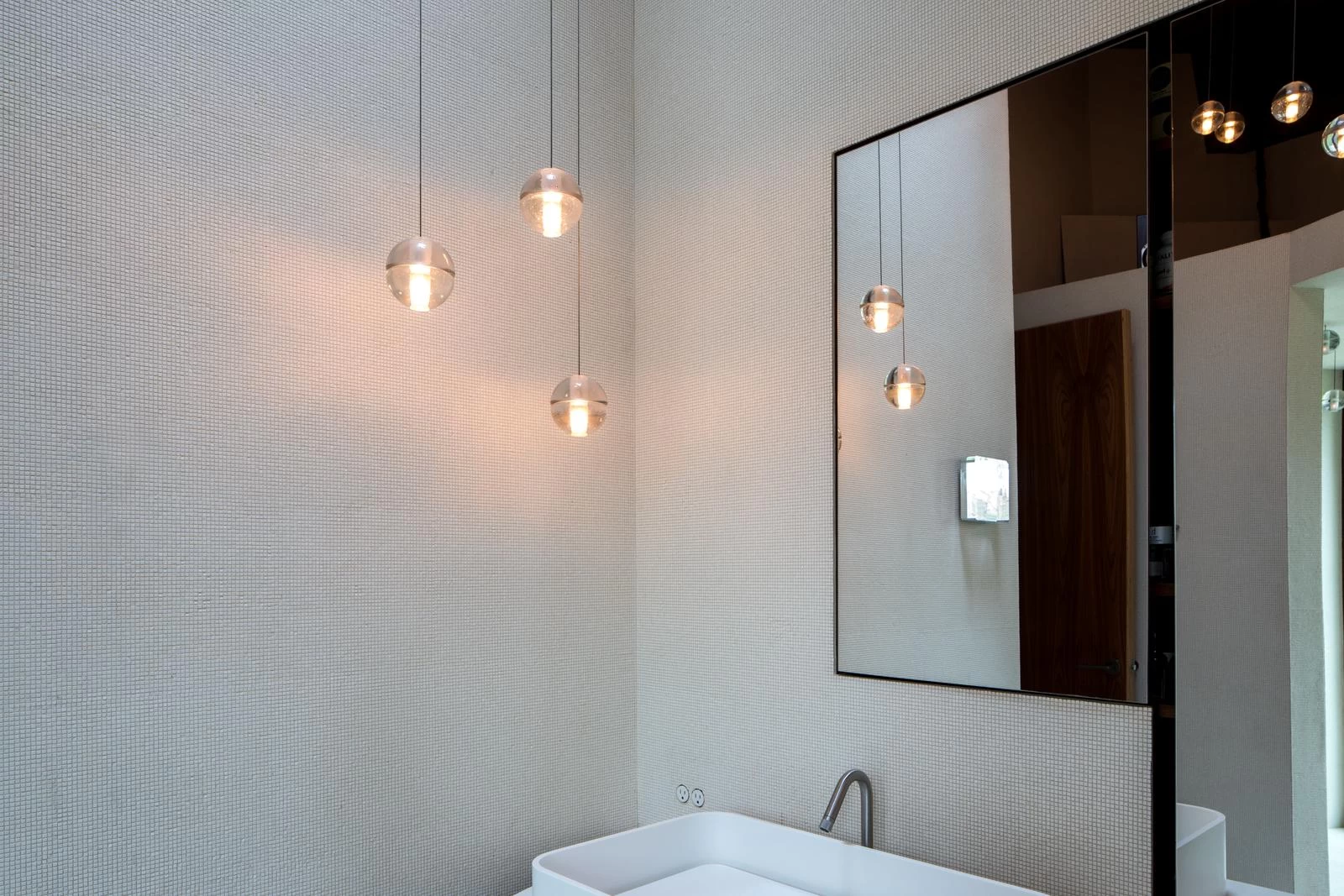 14.3 Pendant 7 14.3 Pendant - Image 5