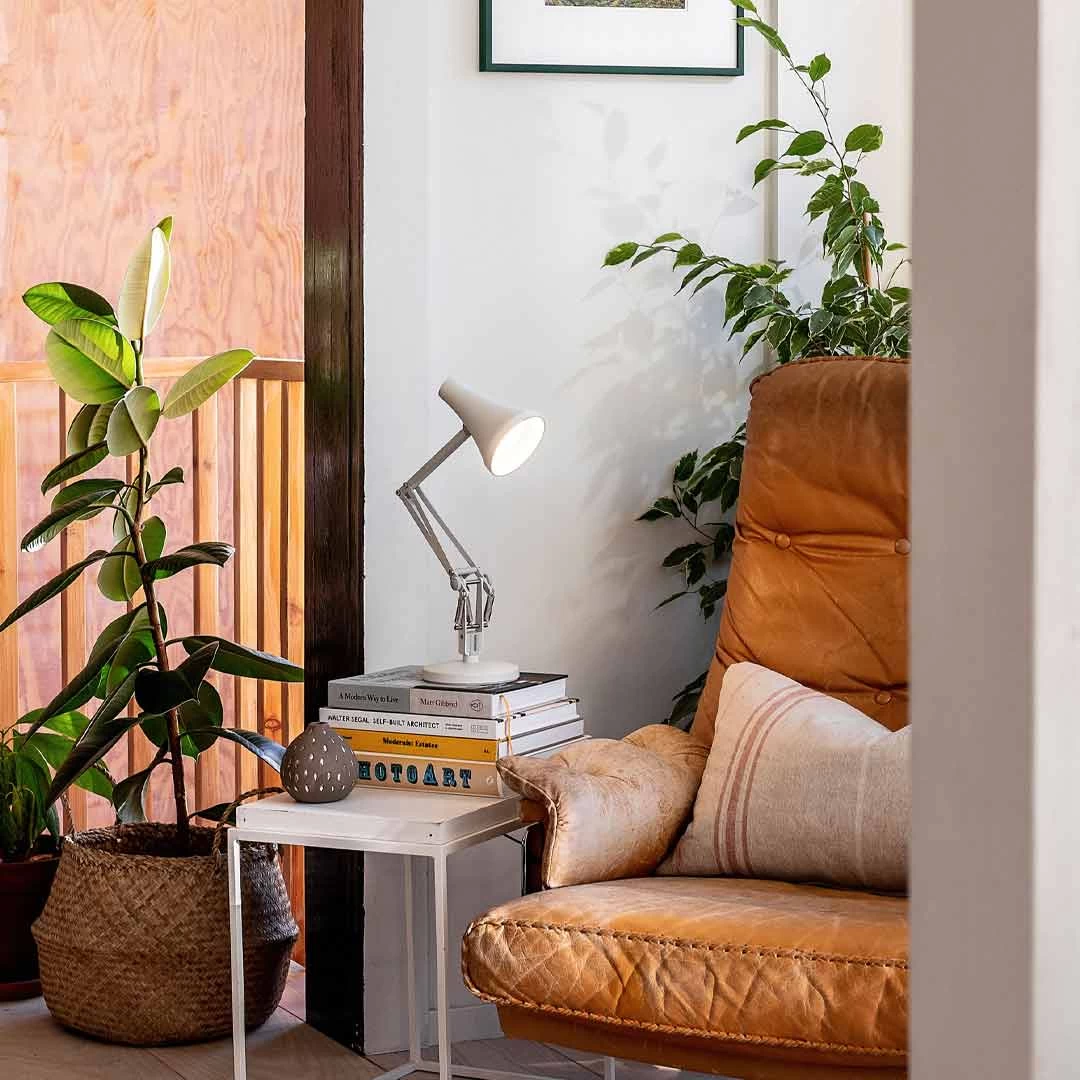 Anglepoise 90 Mini Mini Desk Lamp 5 Anglepoise 90 Mini Mini Desk Lamp - Image 3