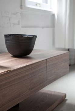 Standard -Furniture & Decoration Shop BN STA INFORM LR 2019 01 1