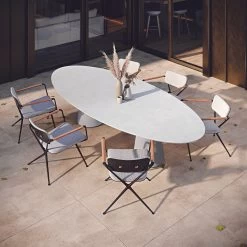 Conix Ellipse Table -Furniture & Decoration Shop CONIX 3214 LOW DINING EXES 77 LOW CHAIRS