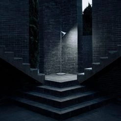 Flos Captain Flint Outdoor Lamp -Furniture & Decoration Shop Captain Flint Outdoor Web Image2 87634.1581001430