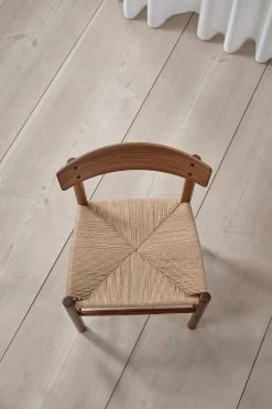 J39 Chair -Furniture & Decoration Shop Image 1