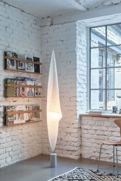 Wo Tum Bu Floor Lamp -Furniture & Decoration Shop IngoMaurer Wotumbu 2020 093 1920x1920 082a3b51 2675 4a2e 9c38 c1f742efb75f