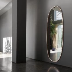 Flos La Plus Belle Mirror -Furniture & Decoration Shop La Plus Belle image 1 36253.1610107513