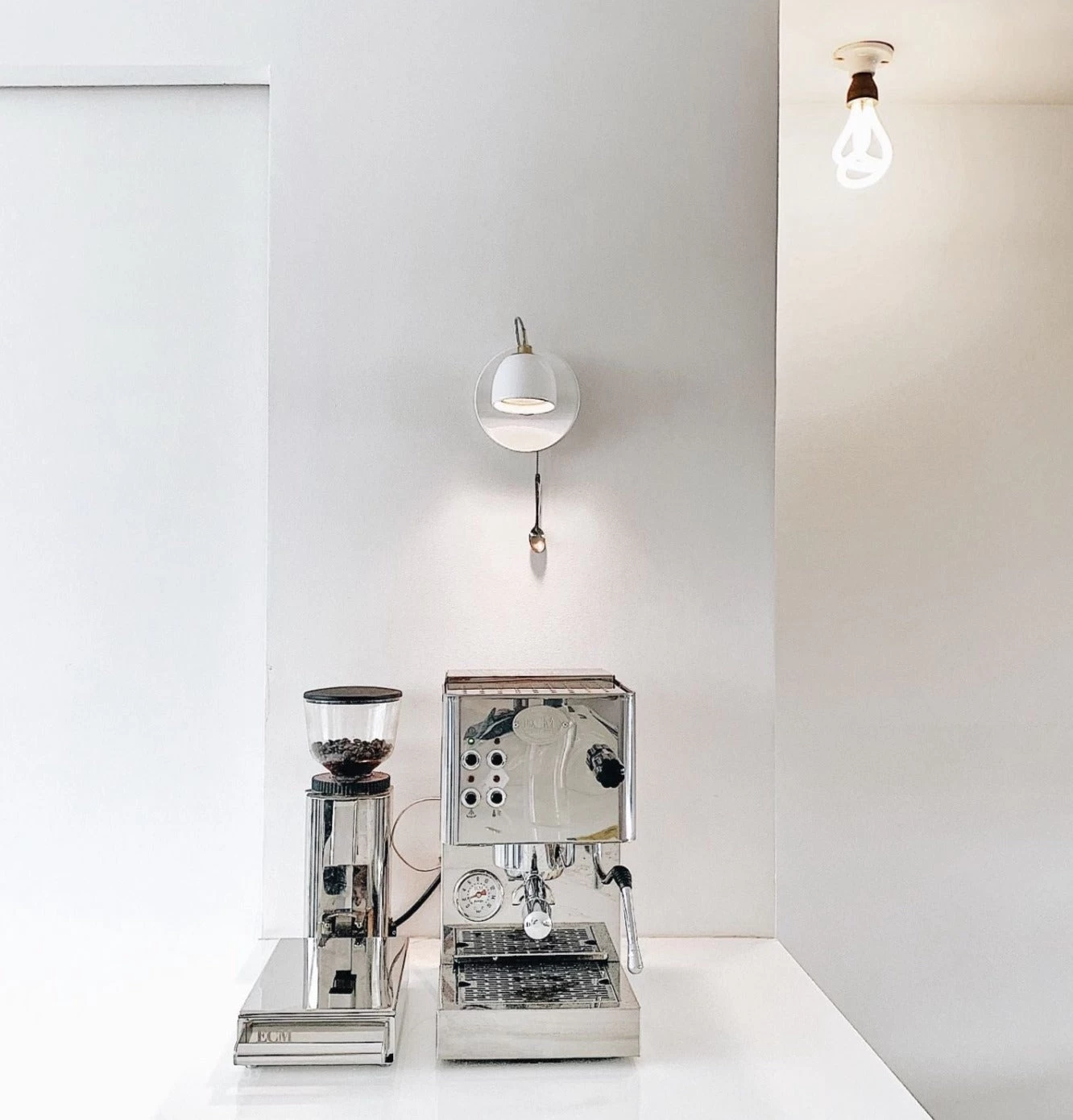 Light Au Lait Wall Light 5 Light Au Lait Wall Light - Image 3