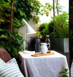 Louis Poulsen AJ Table Lamp -Furniture & Decoration Shop Martin Graae 10 06778