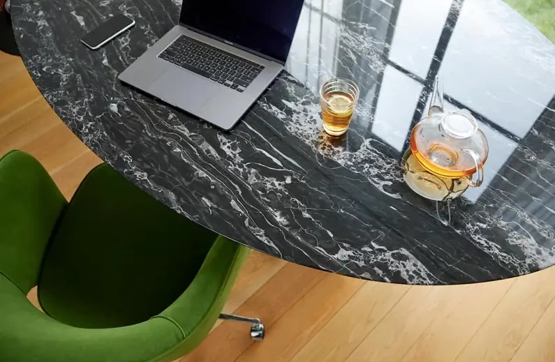 Saarinen Round Dining Table Ø35" 4 Saarinen Round Dining Table Ø35" - Image 2