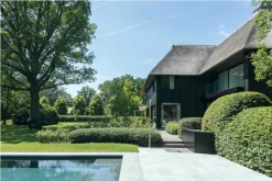 Timeless Living - Yearbook 2023 -Furniture & Decoration Shop ScreenShot2023 03 01at3.20.07PM