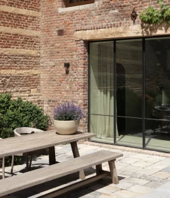 Timeless Living - Yearbook 2023 -Furniture & Decoration Shop ScreenShot2023 03 01at3.22.26PM