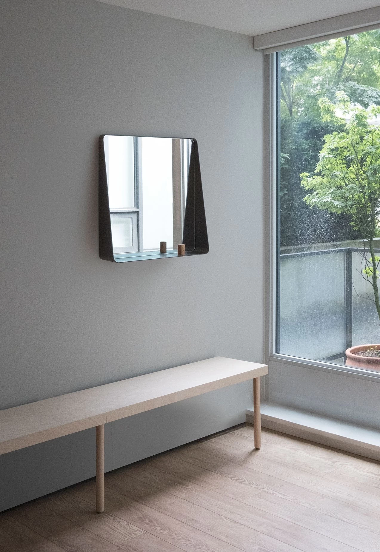 Entree Mirror 4 Entree Mirror - Image 2