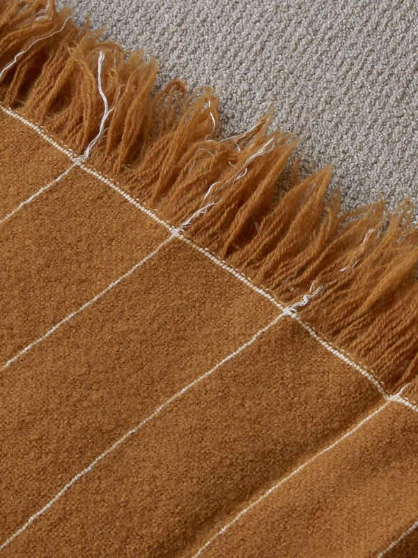 Battus Throw 6 Battus Throw - Image 4